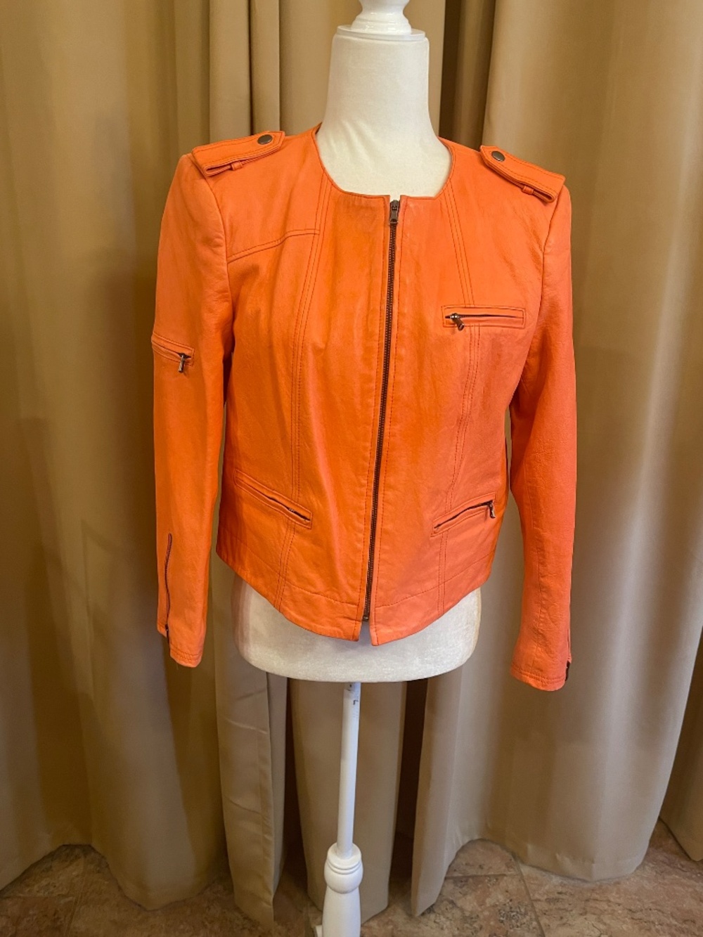 Alice + Olivia Orange Lamb Leather Moto Biker Cropped Jacket Small Retail: $595